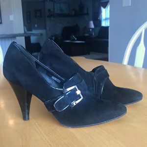 ViaSpiga black suede leather heeled shoes